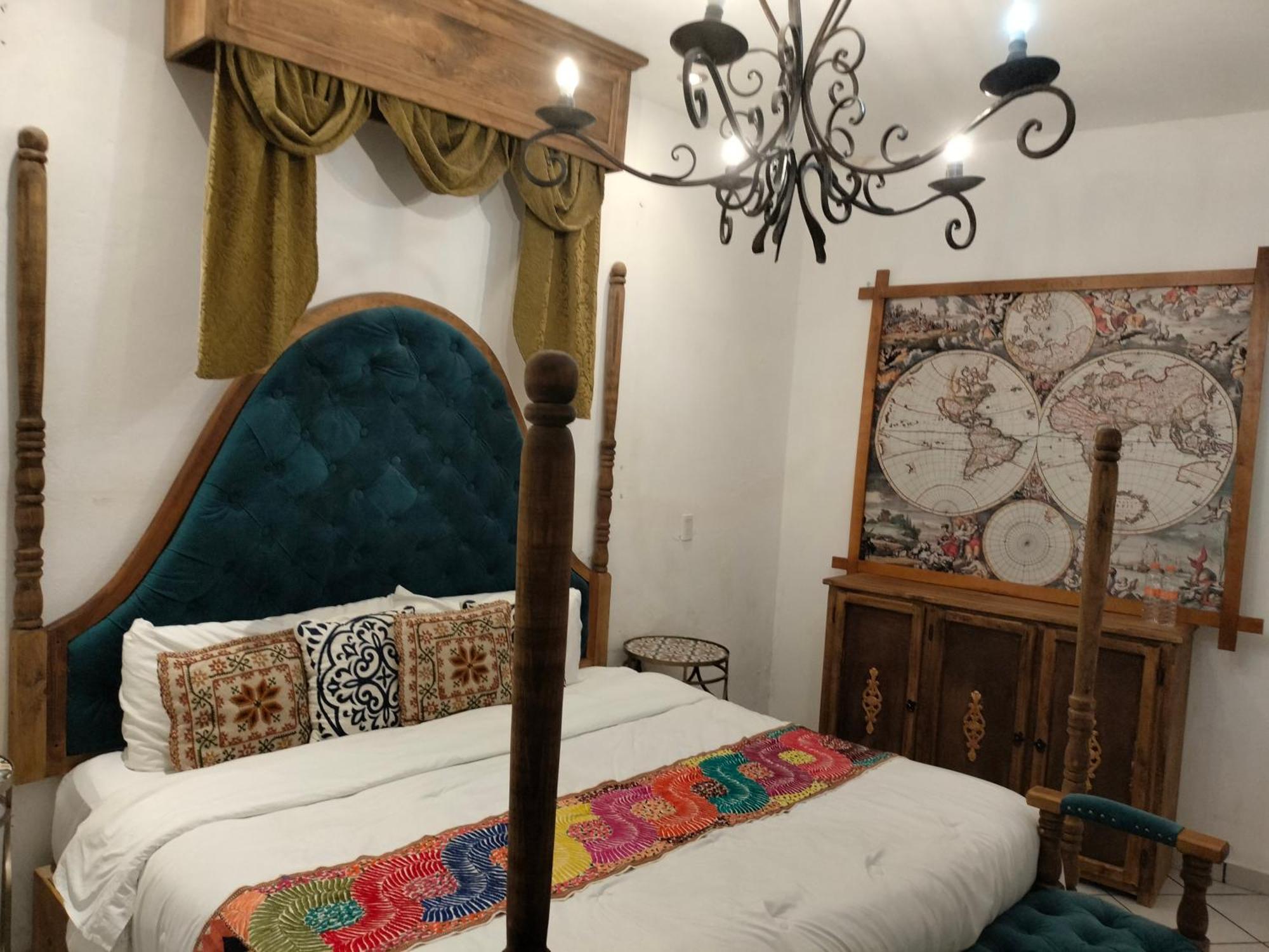 Hotel Villa Penasco 버날 객실 사진